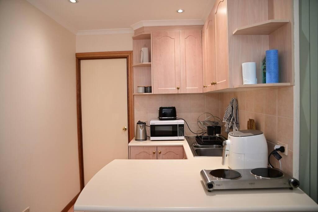 Spacious Studio In Alicesprings Queenbed+Ksairbed Alice Springs Exterior foto